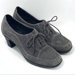 Clarks Bendables suede gray oxford heel 9M
